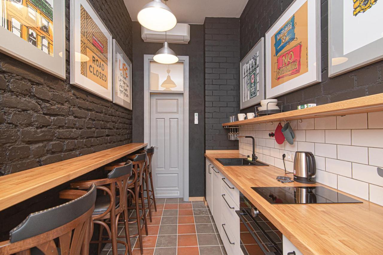 Modern Vilnius Old Town Apartment With Free Parking Экстерьер фото