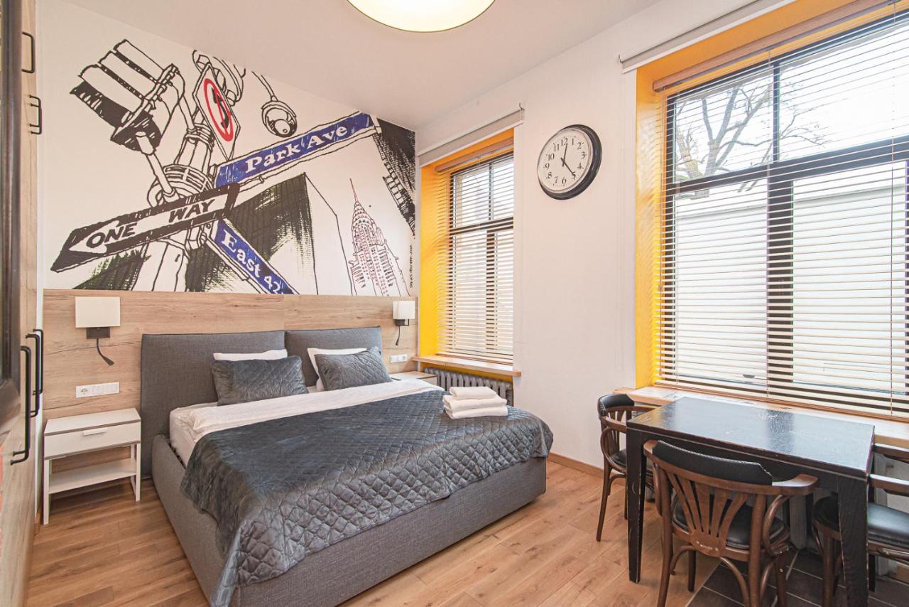 Modern Vilnius Old Town Apartment With Free Parking Экстерьер фото